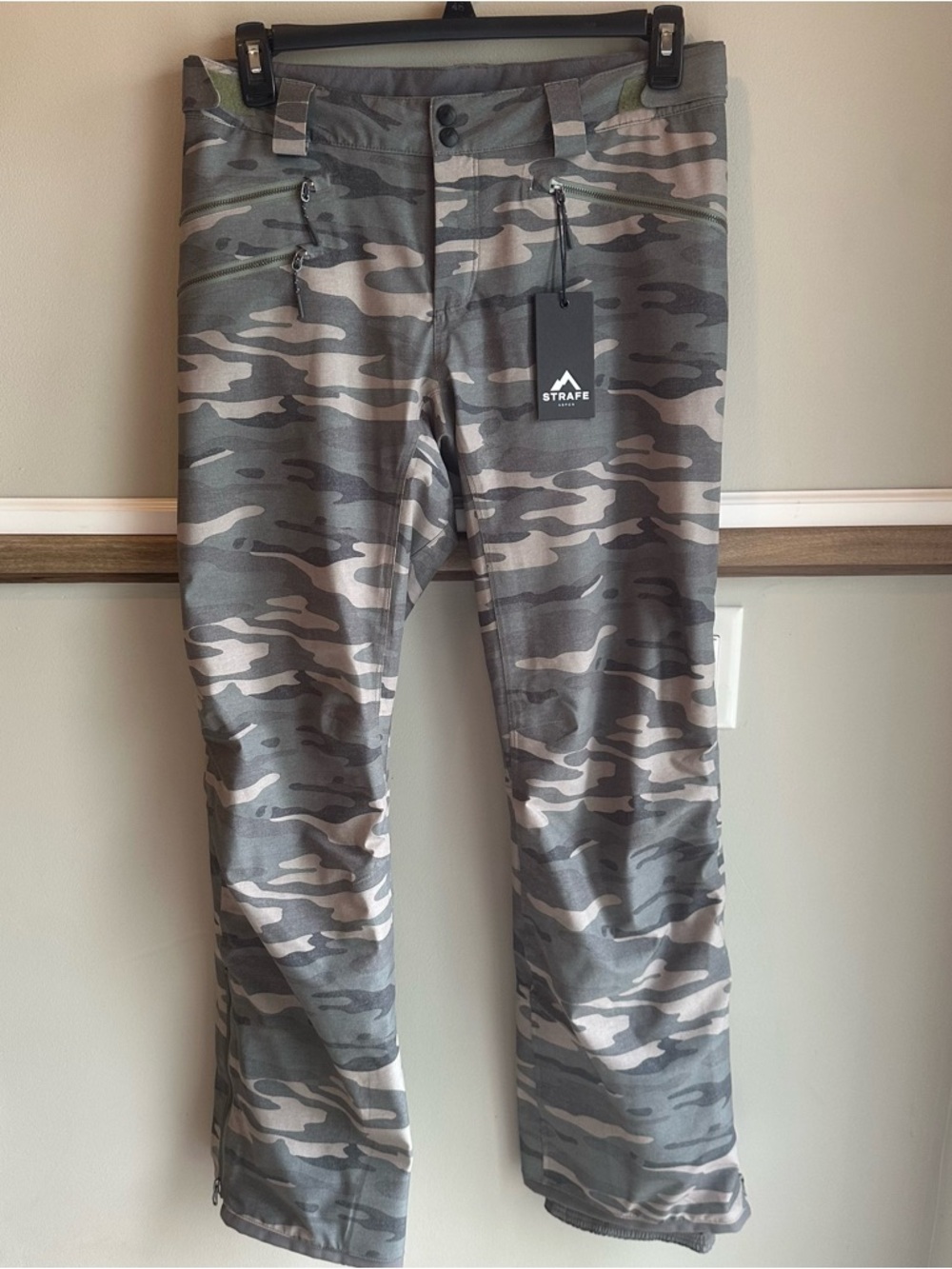 Strafe Pika Distressed Moss Camo Print Ski Snowboarding Pants